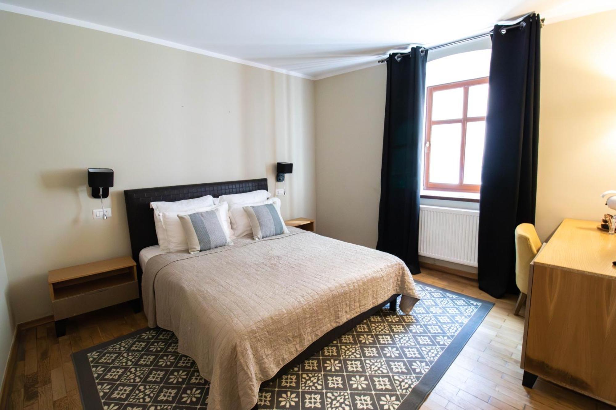 בראשוב Hotel Ottimo מראה חיצוני תמונה