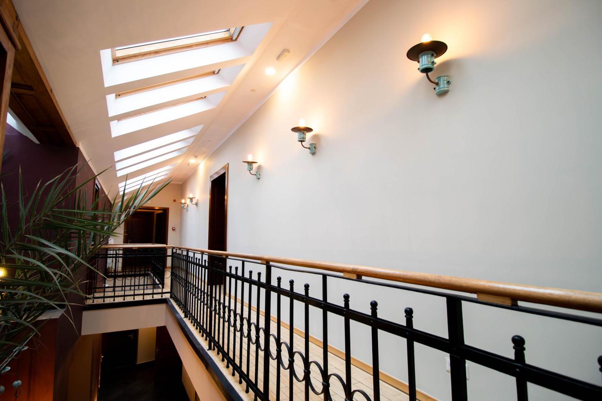 בראשוב Hotel Ottimo מראה חיצוני תמונה