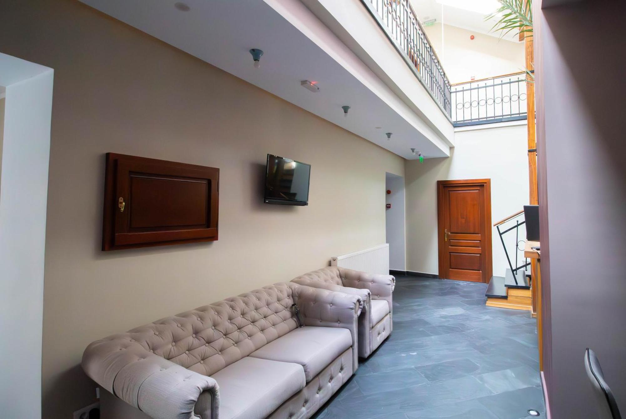 בראשוב Hotel Ottimo מראה חיצוני תמונה