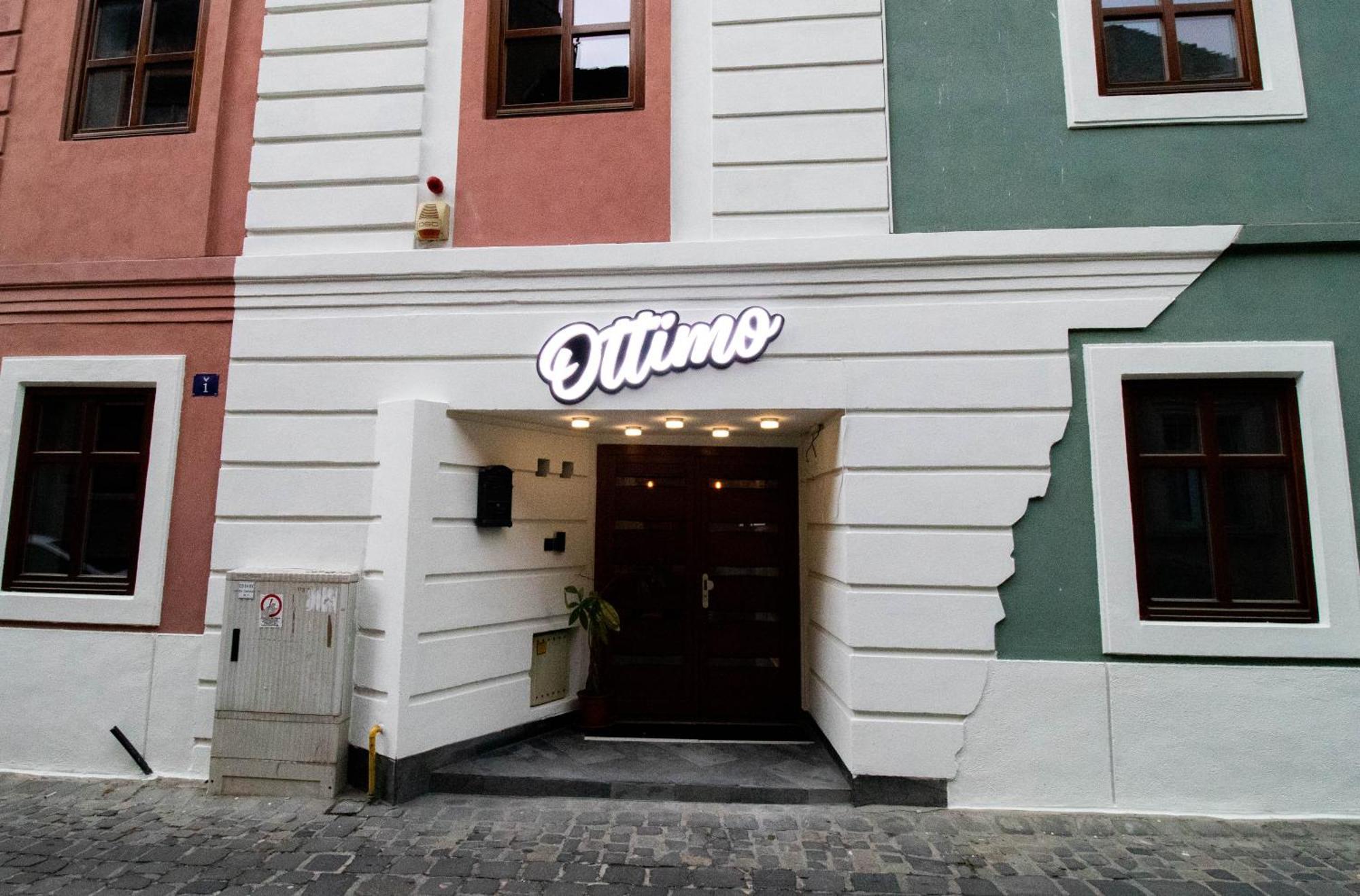 בראשוב Hotel Ottimo מראה חיצוני תמונה